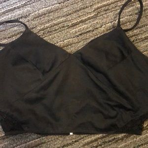 Black zip-up crop top